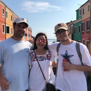 Meet your Posher, Joni